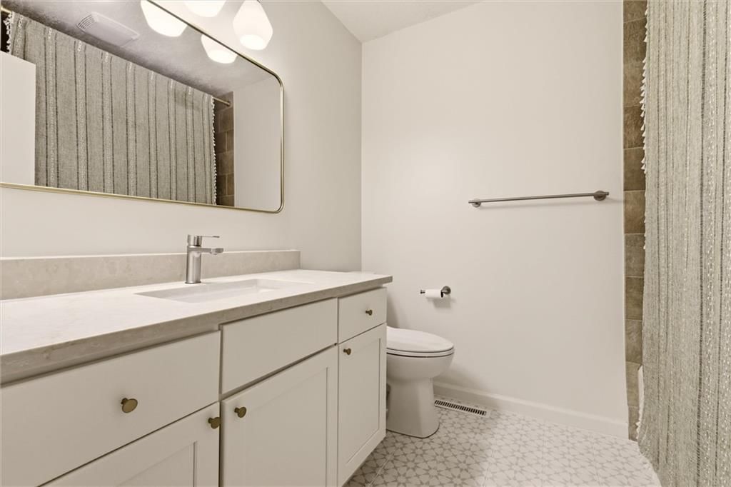 2309 W 104th Street — photo 40