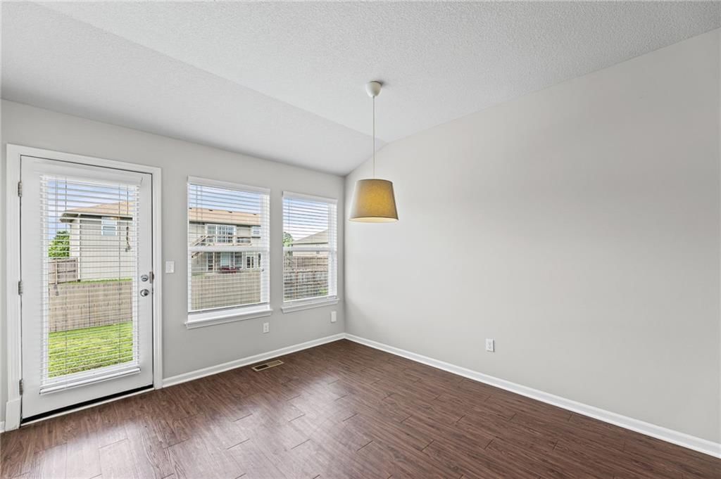 17186 S Pratt Street — photo 9