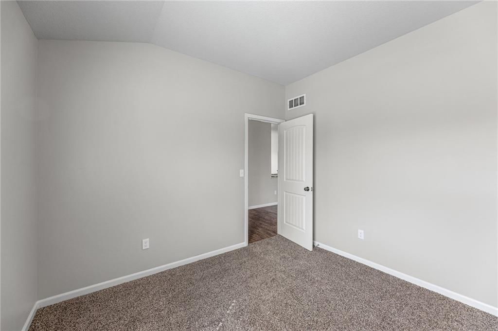 17186 S Pratt Street — photo 17