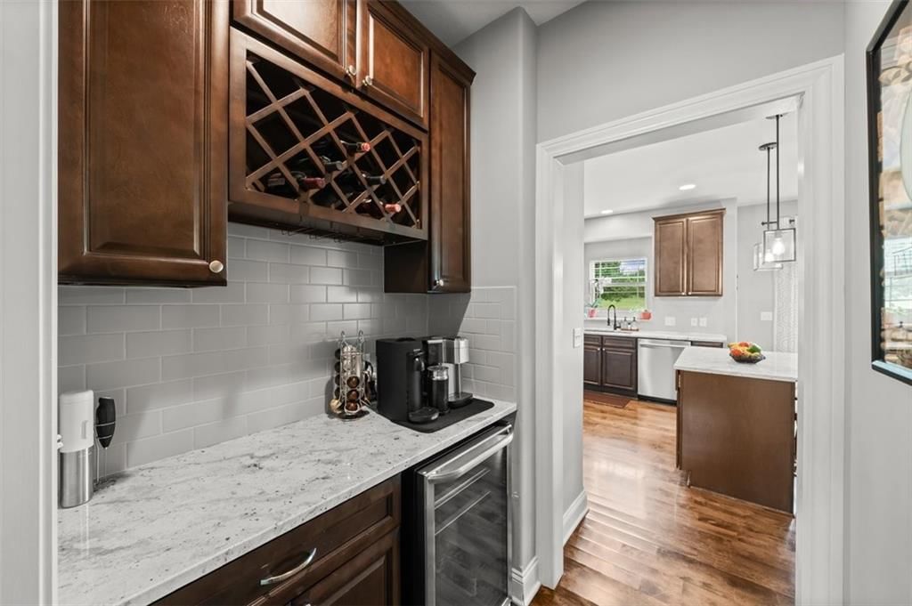 4209 N 141st Street — photo 11
