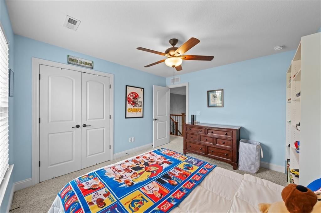 4209 N 141st Street — photo 36