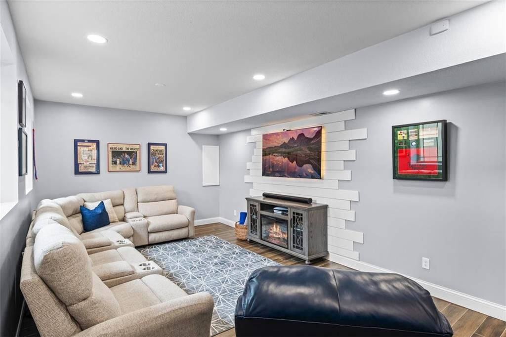 4209 N 141st Street — photo 43