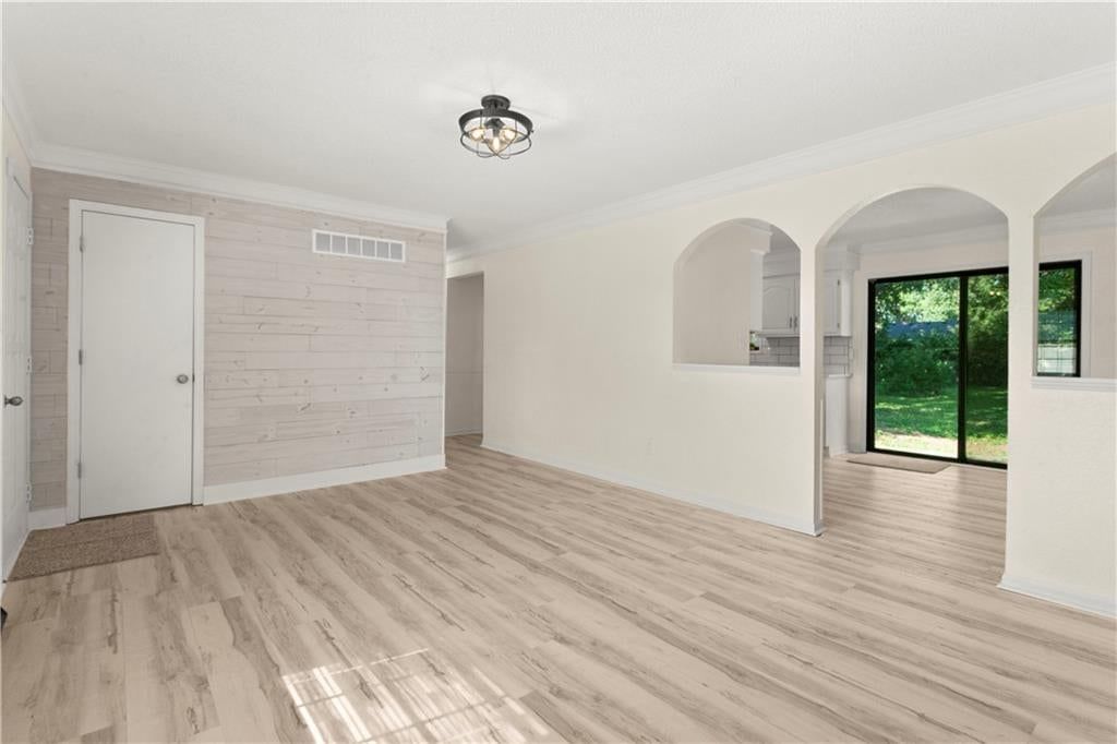 1334 S Main Street — photo 6