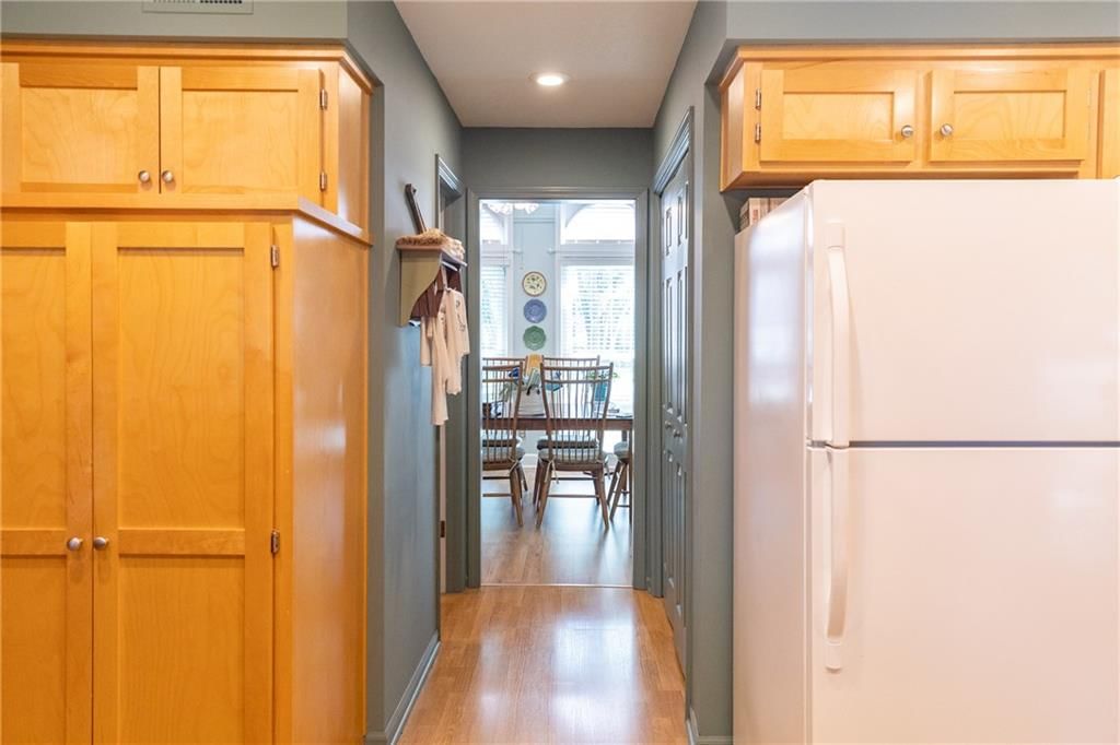 7906 Alden Lane — photo 11