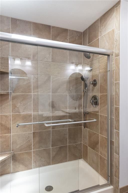 7906 Alden Lane — photo 25