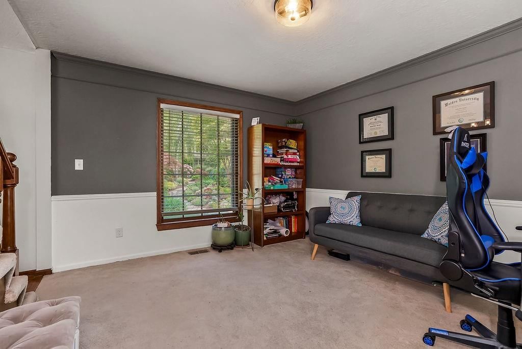 1526 NE Florence Avenue — photo 7
