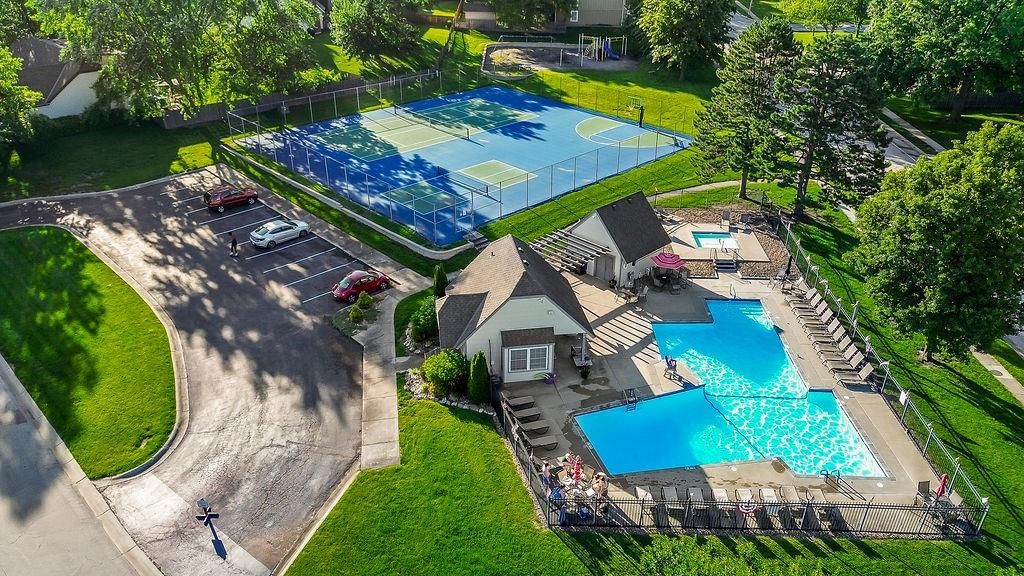 1526 NE Florence Avenue — photo 35