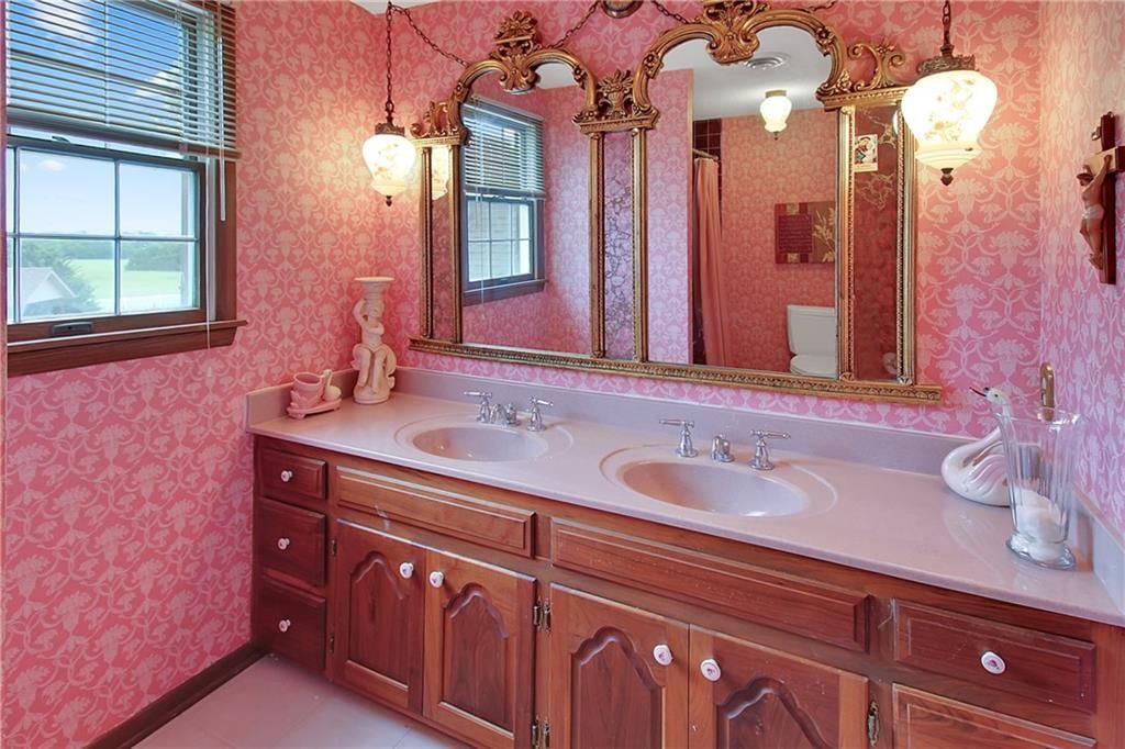 304 St Ignatius Street — photo 32