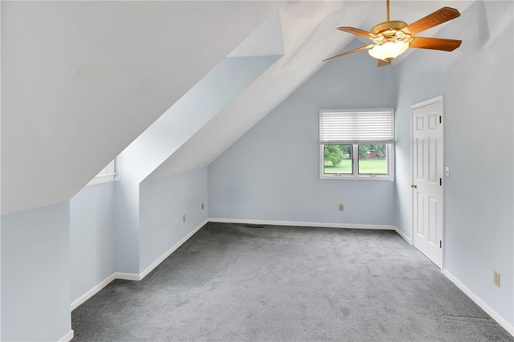 304 St Ignatius Street — photo 43