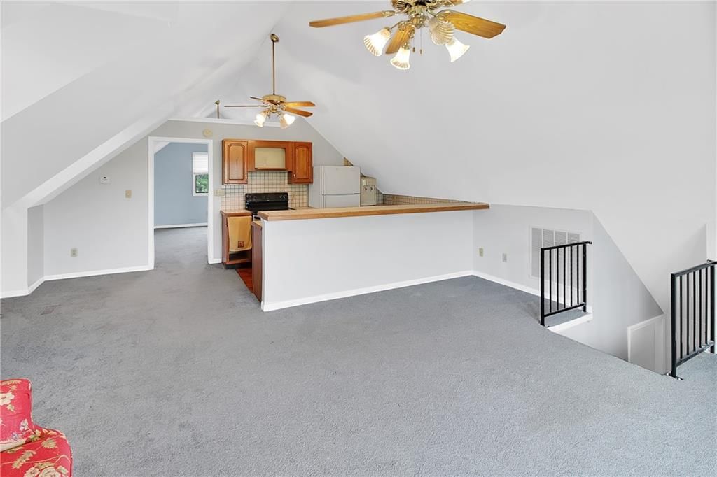 304 St Ignatius Street — photo 49