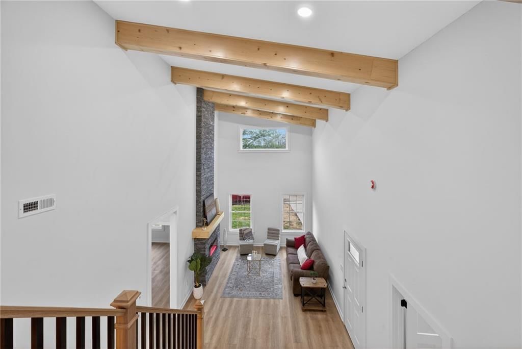 1215 E South Avenue — photo 19