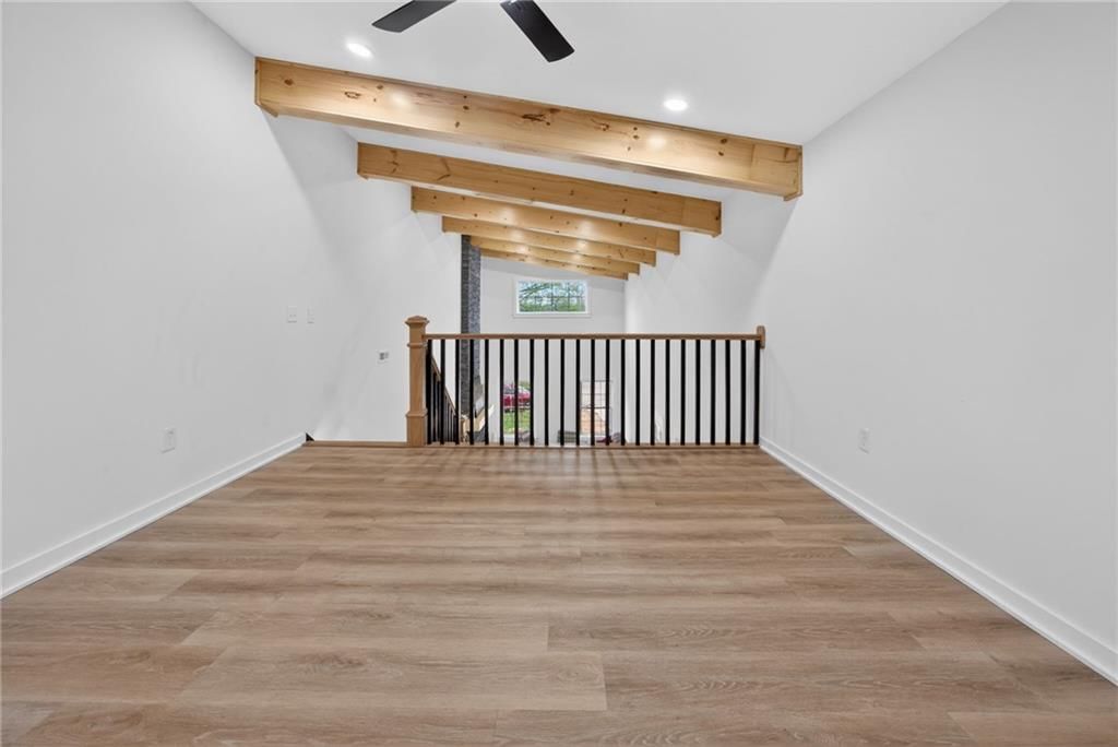 1215 E South Avenue — photo 20