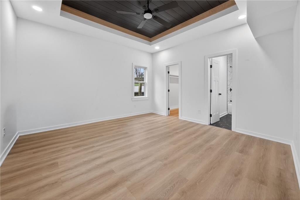 1215 E South Avenue — photo 21