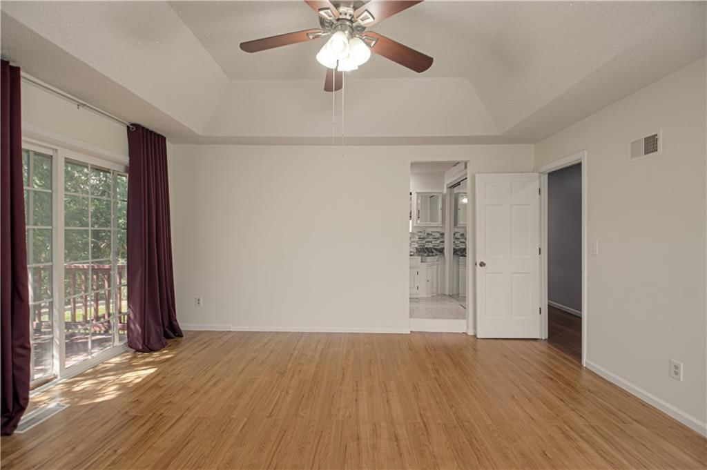 525 E 129th Terrace — photo 19