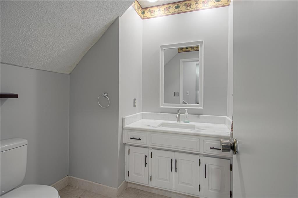 525 E 129th Terrace — photo 37