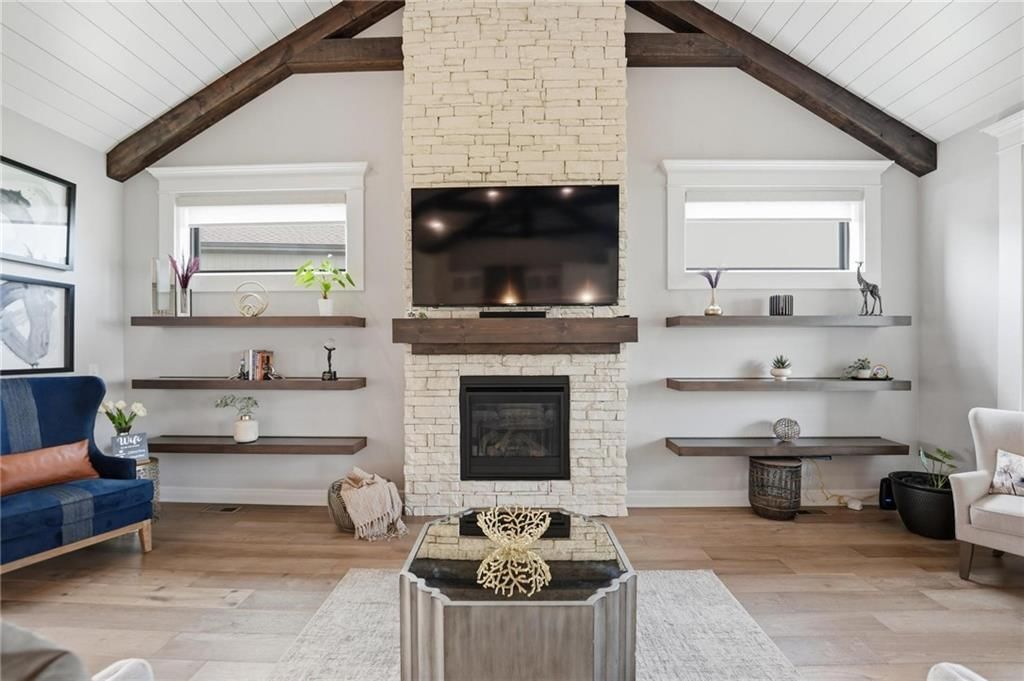 330 NW Ambersham Drive — photo 5
