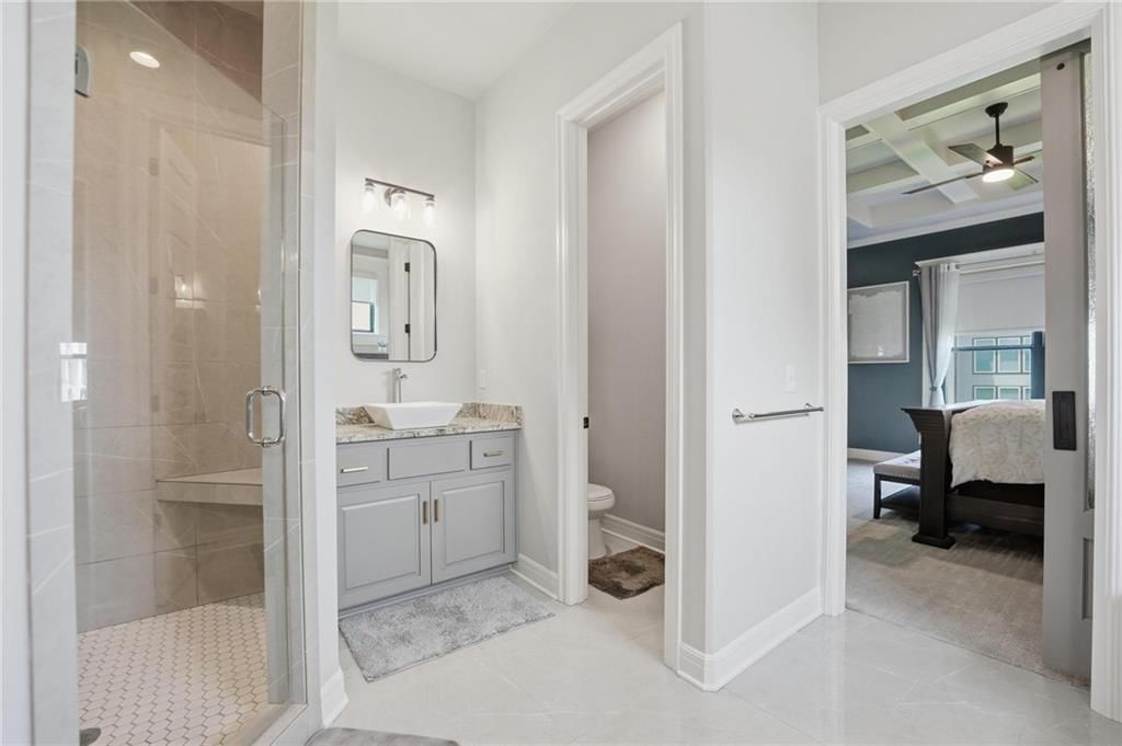 330 NW Ambersham Drive — photo 21