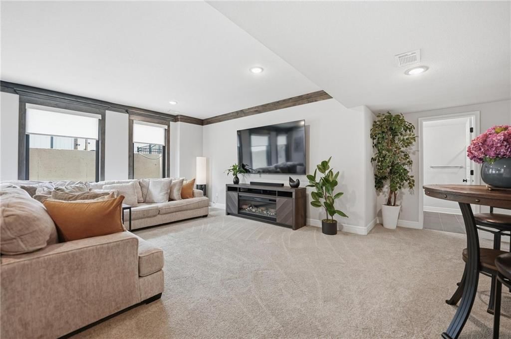 330 NW Ambersham Drive — photo 30