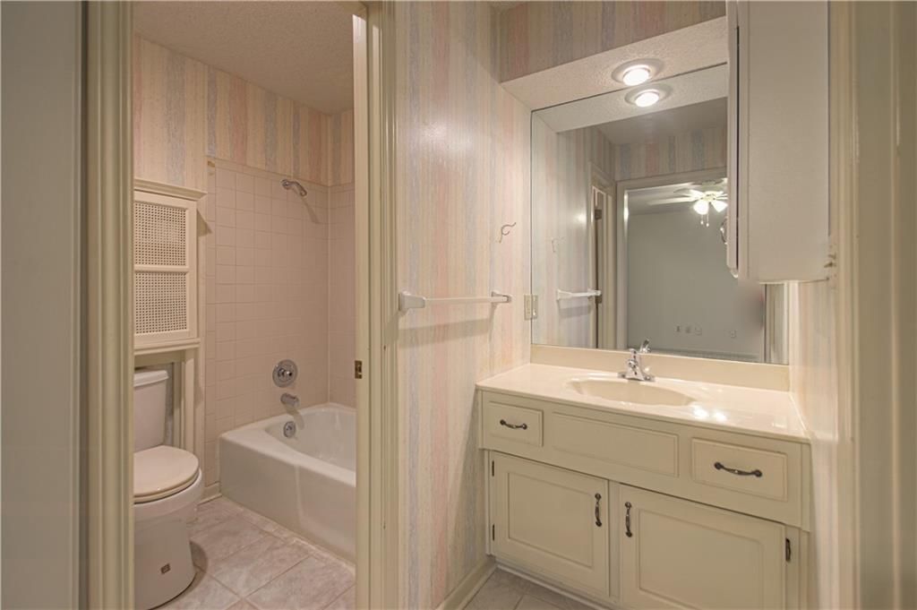 10917 W 98th Street — photo 11