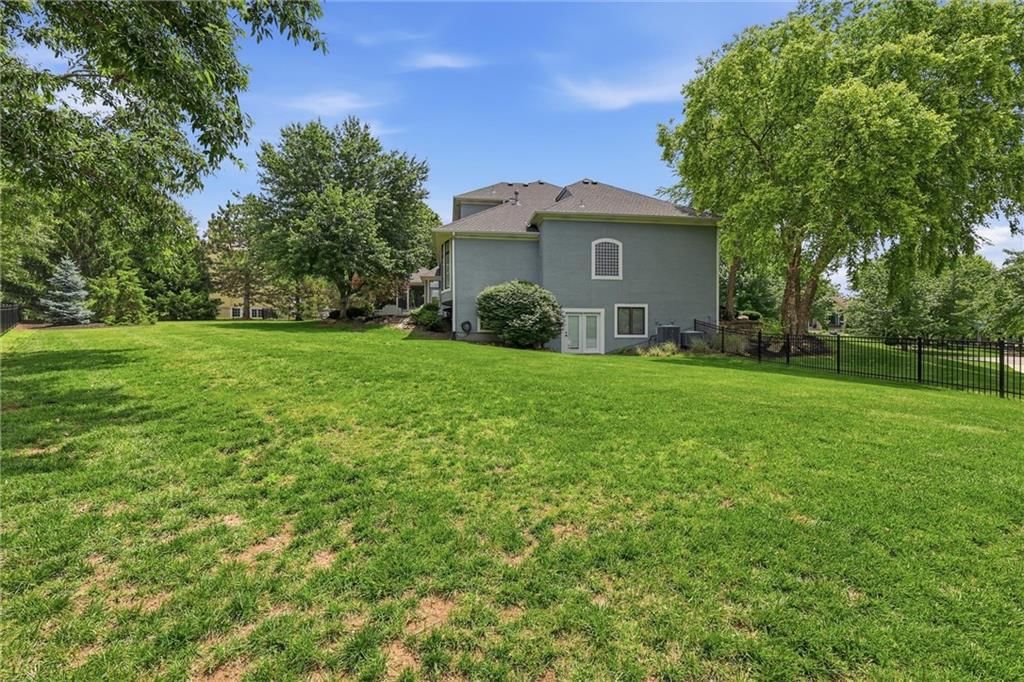 2848 W 138TH Terrace — photo 43