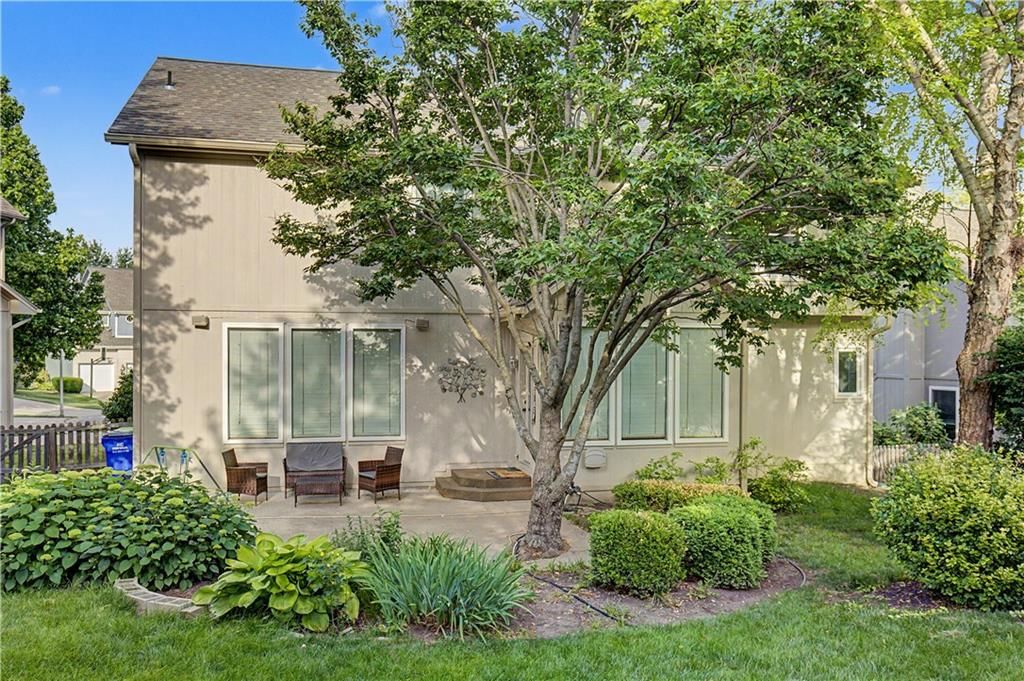 7228 Widmer Road — photo 42