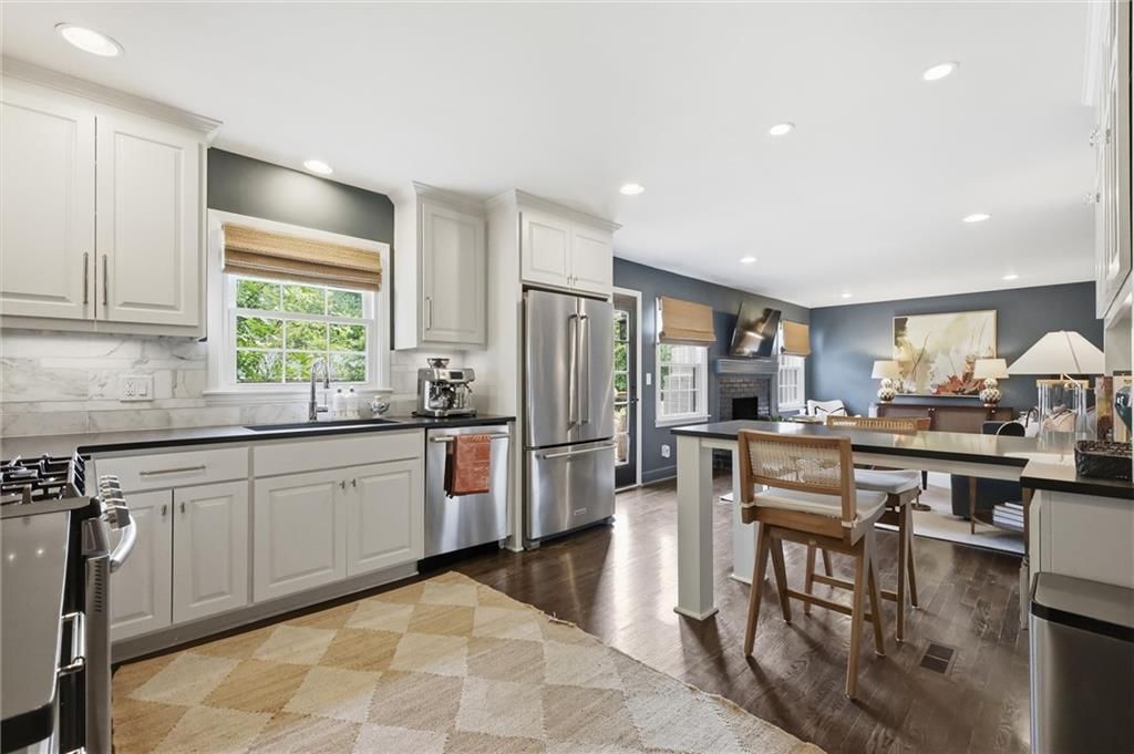 9531 Catalina Street — photo 19
