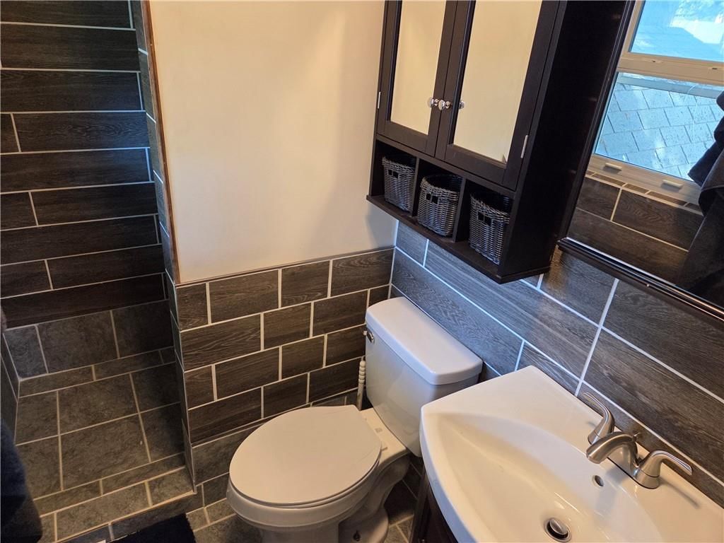 914 Fairlane Drive — photo 10