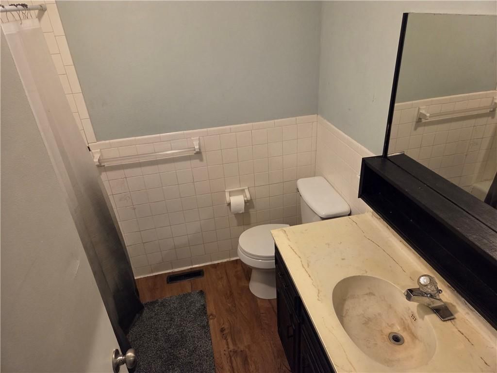 914 Fairlane Drive — photo 14