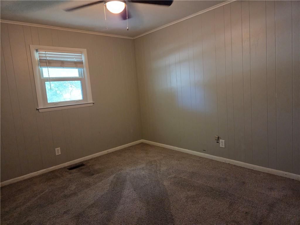914 Fairlane Drive — photo 15