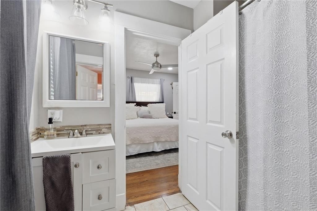 424 N Hardesty Avenue — photo 19