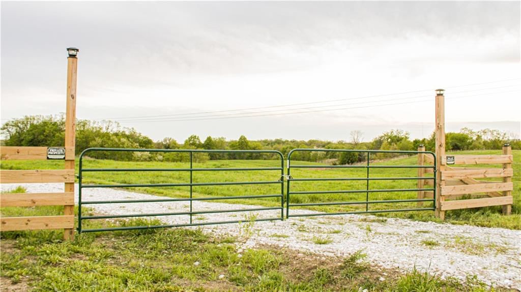 5098 highway jj Highway — photo 3