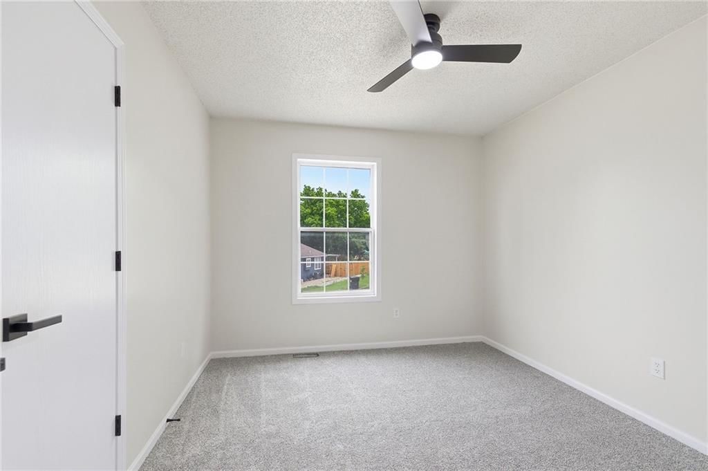 1003 Lincoln Street — photo 22
