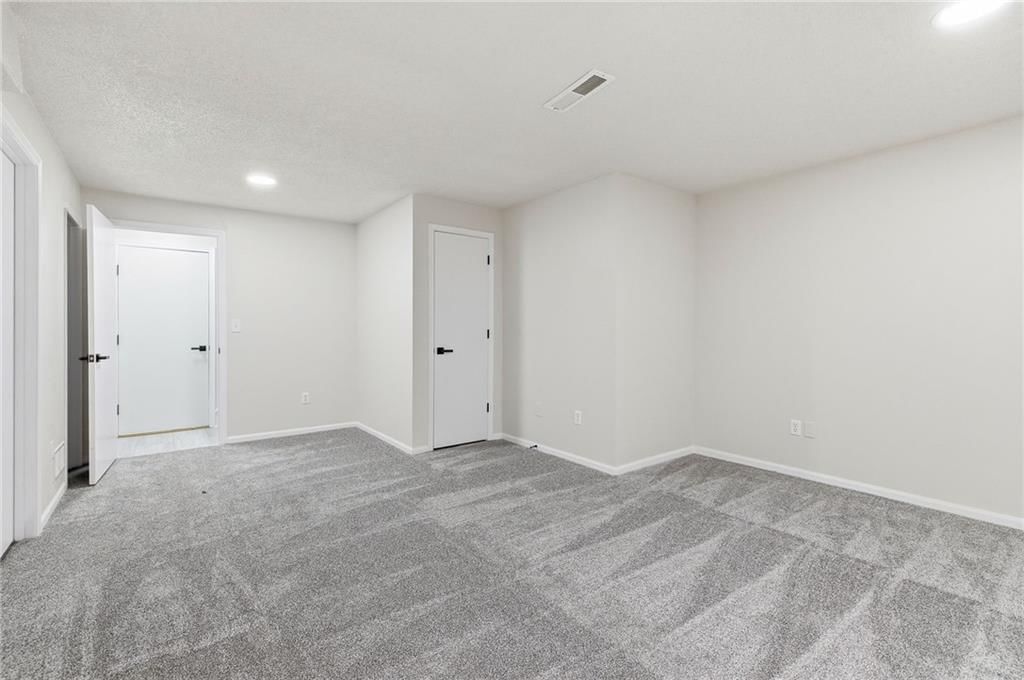 1003 Lincoln Street — photo 25