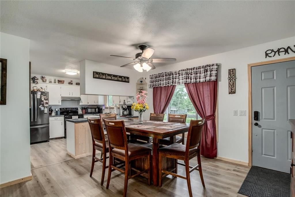 3373 Parkview Drive — photo 3