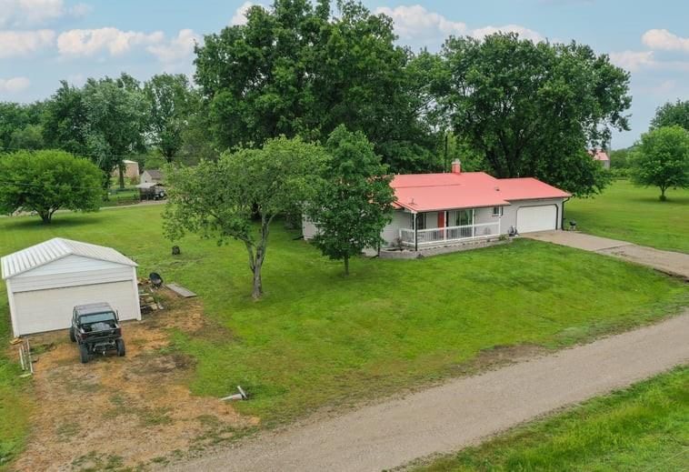 3373 Parkview Drive — photo 36