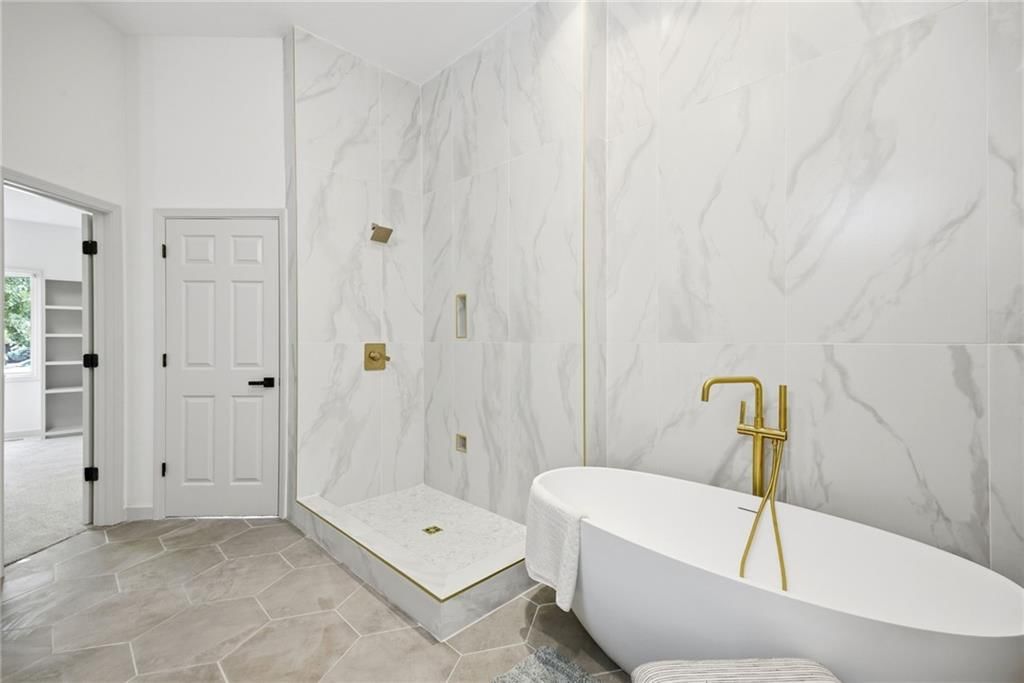 2404 SW Wintergreen Court — photo 39