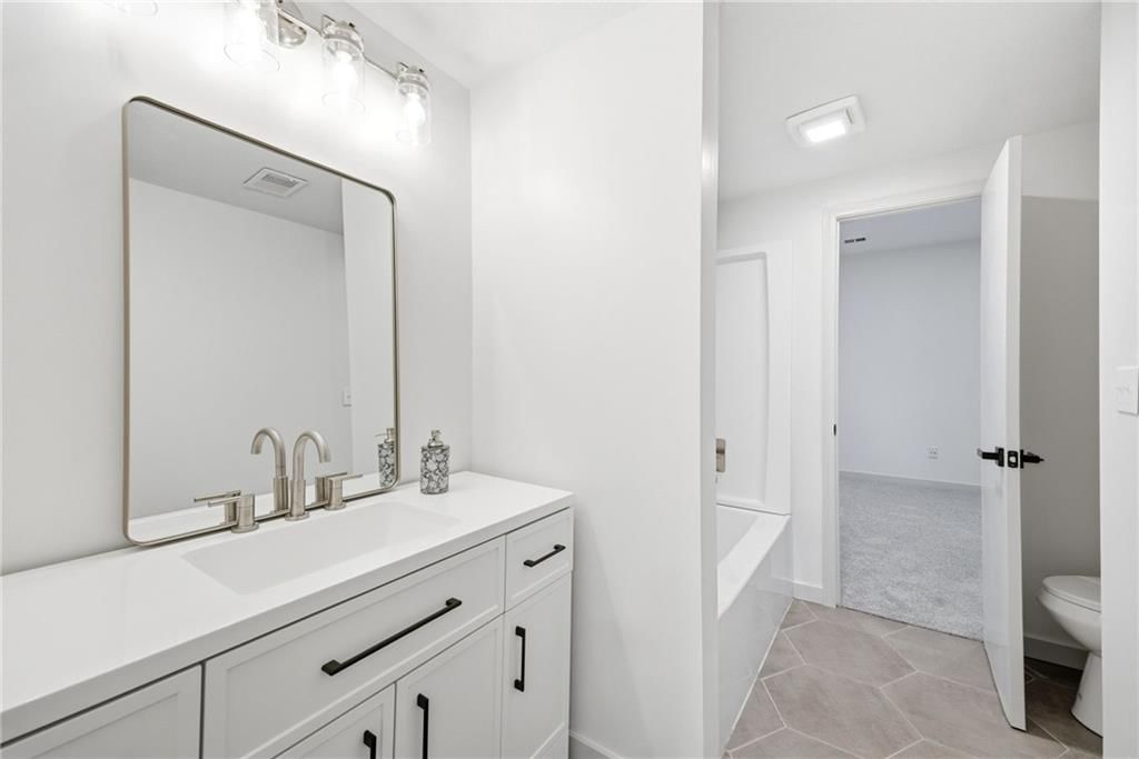 2404 SW Wintergreen Court — photo 71