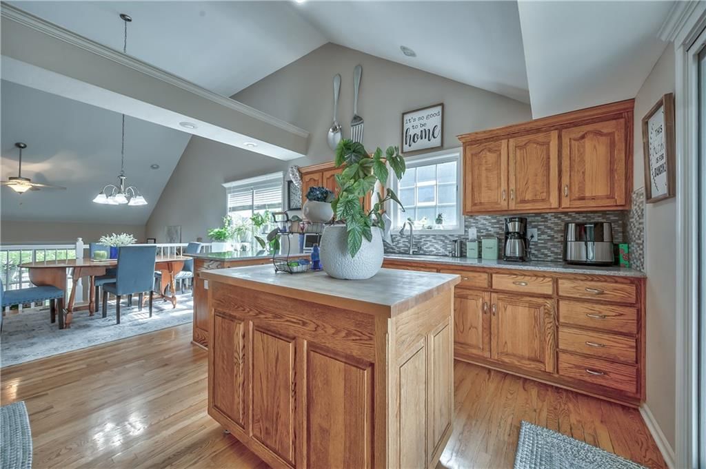 4605 NE 105th Street — photo 11