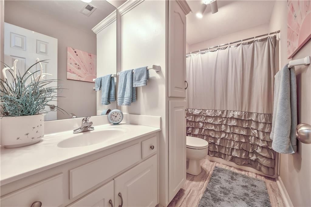 4605 NE 105th Street — photo 26