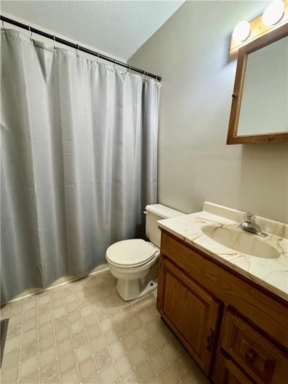 614 W Torrance Street — photo 15