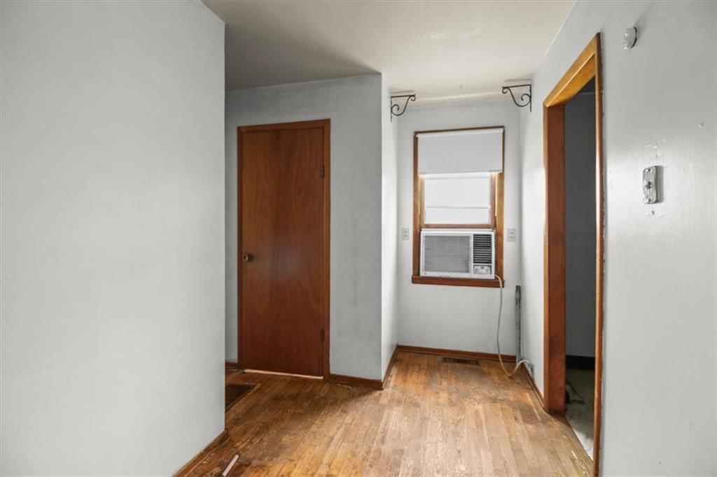 1839 Poplar Street — photo 8