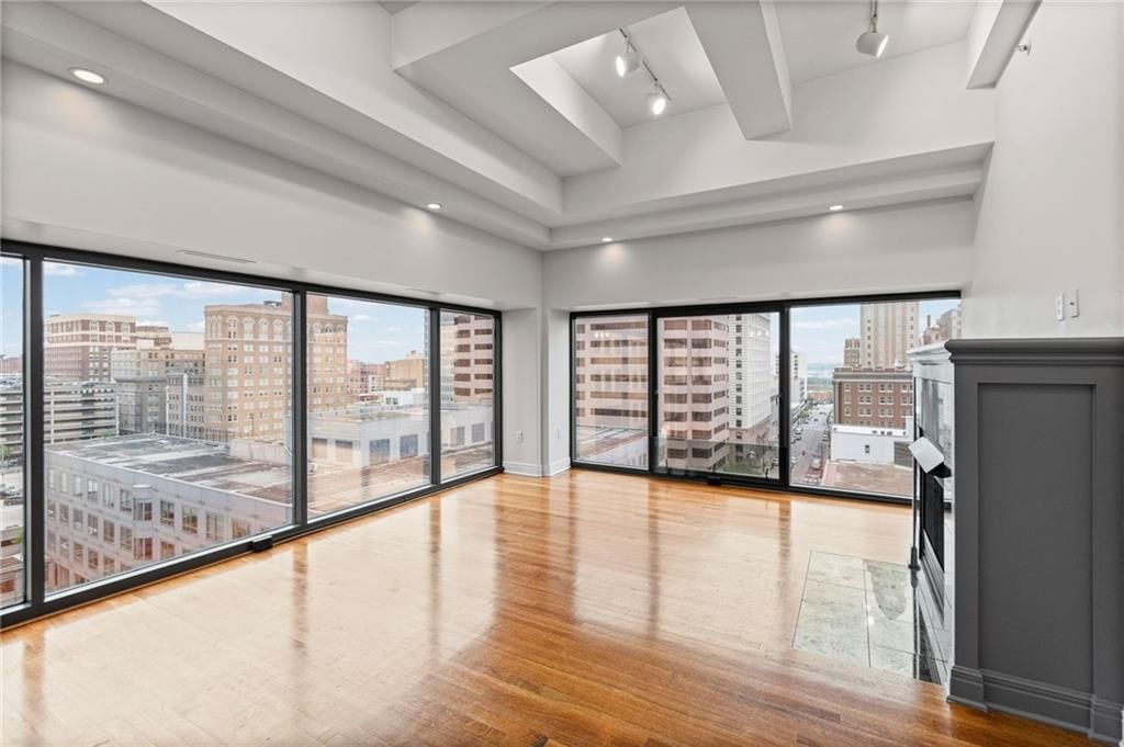 1101 Walnut Street — photo 8