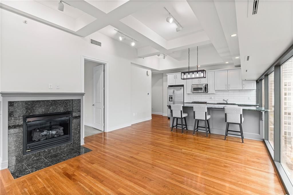 1101 Walnut Street — photo 10