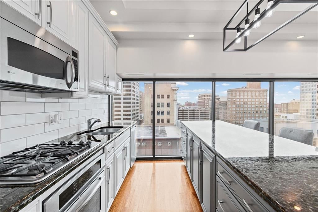1101 Walnut Street — photo 14
