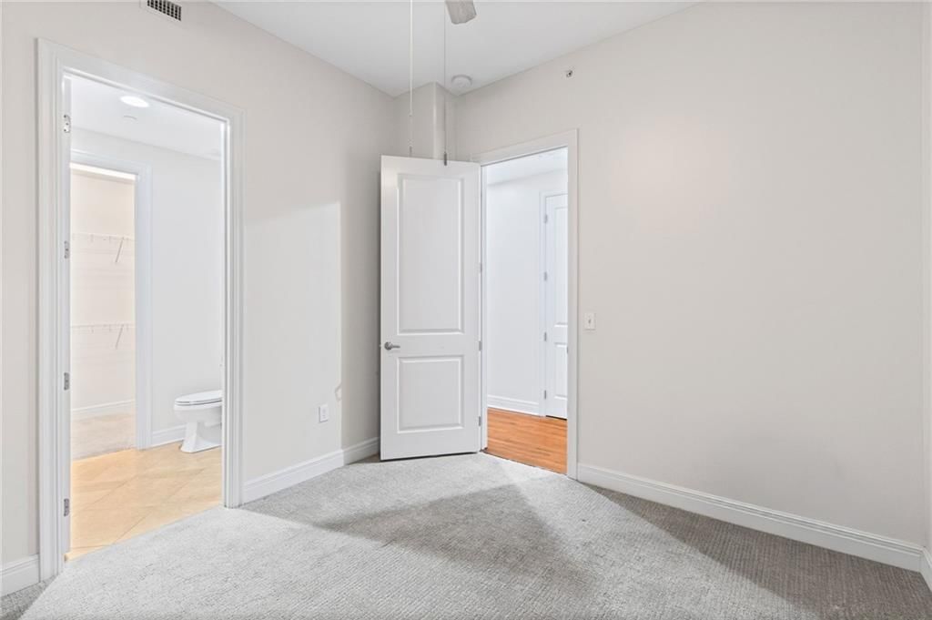 1101 Walnut Street — photo 20