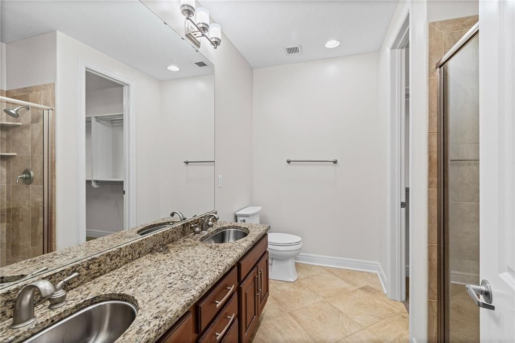 1101 Walnut Street — photo 29