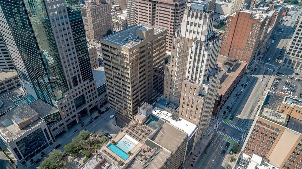1101 Walnut Street — photo 74