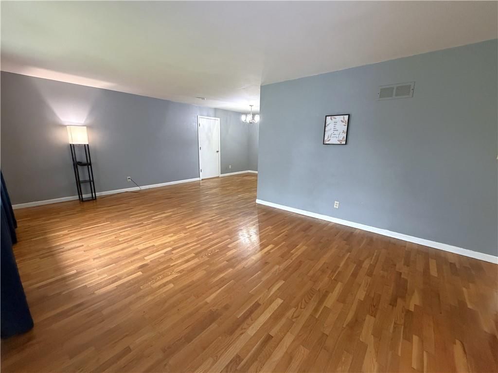 1101 Sunset Hill Road — photo 2