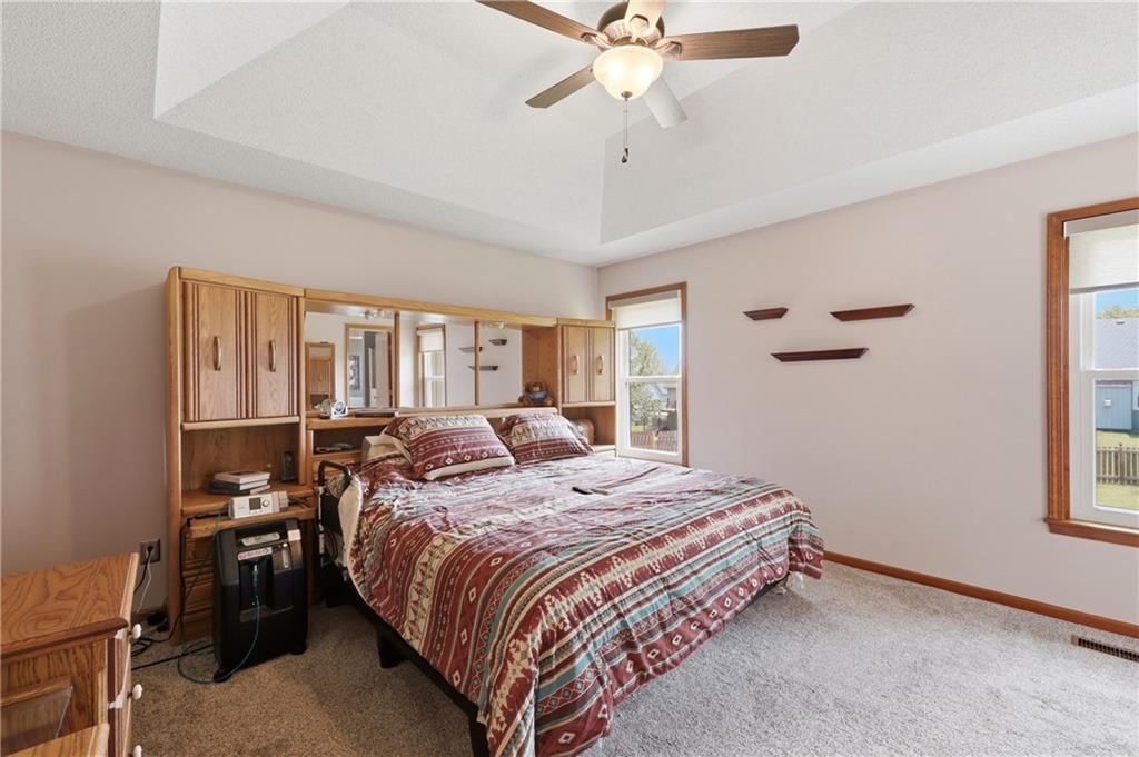 8013 N Lydia Avenue — photo 11