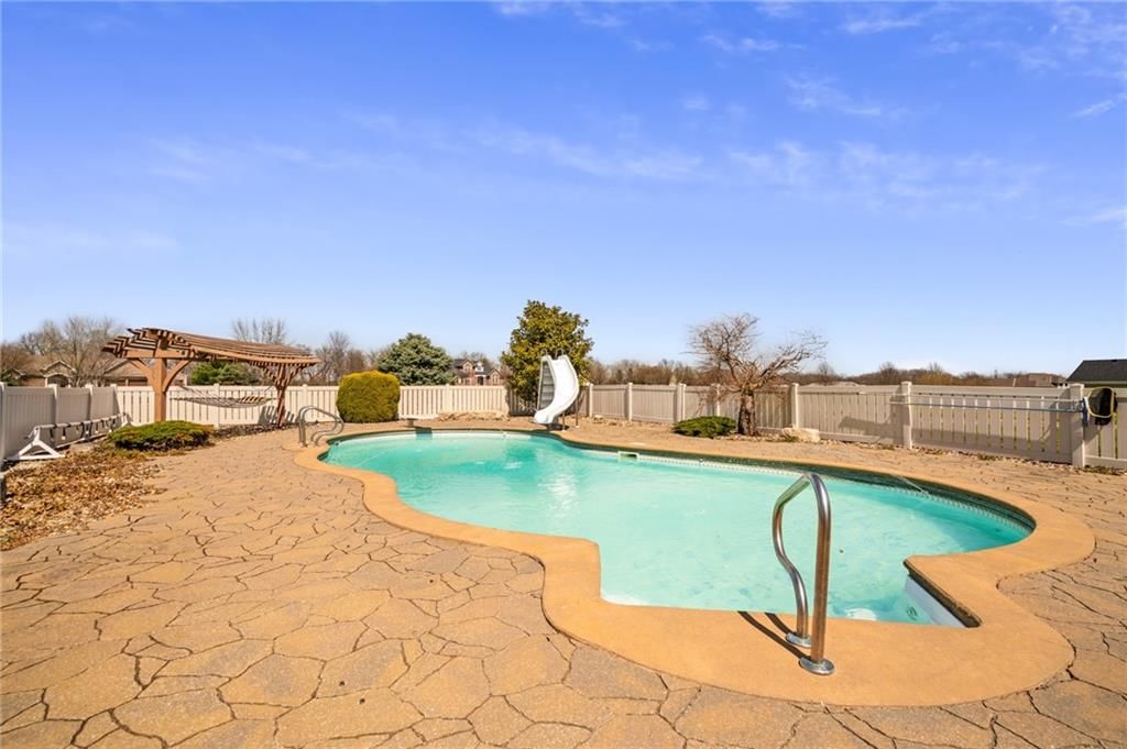 24611 Woodland Circle — photo 33